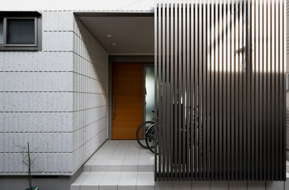 如何挑選鋁格柵門與柵欄？屋主安全與美觀一次滿足